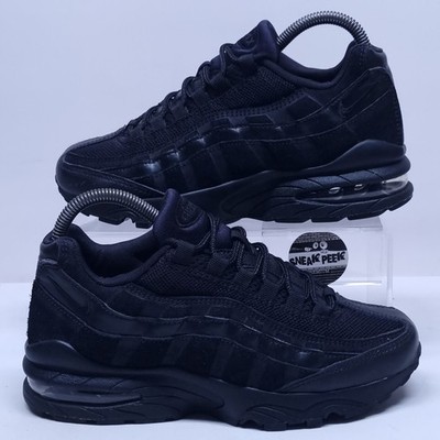Nike Air Max 95 - UK Größe 4,5 - Turnschuhe Triple Black Wildleder Schuhe Sneaker
