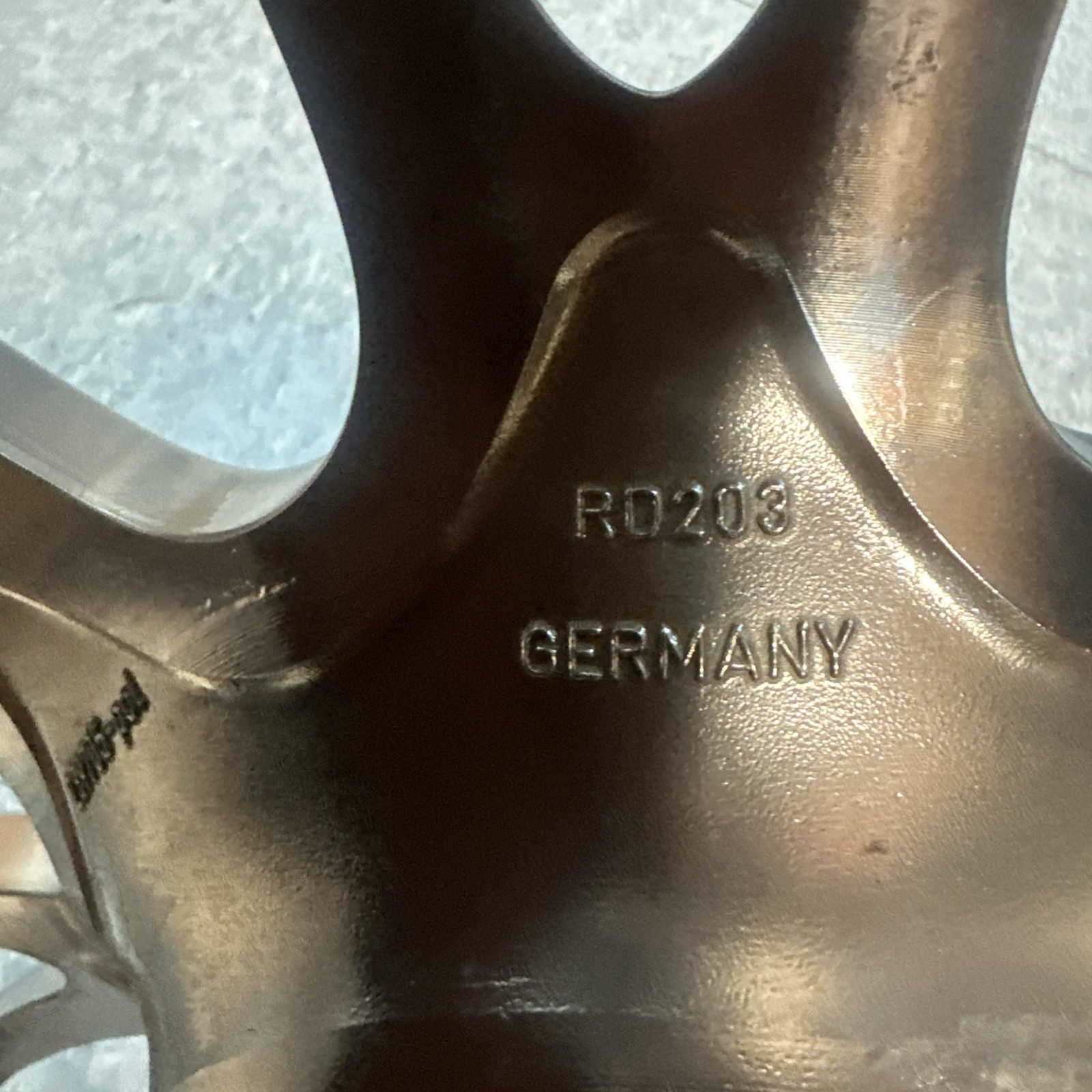 Ferrari 599 BBS 7.5 X 19 Front Original 239652 Pol Repainted 239705. Damaged.