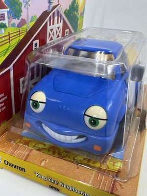 The Chevron Cars PETE PICK-UP 1997 New In Box! Truck Hitch