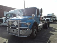 2013 Freightliner M2 106