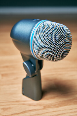 Shure Beta-52a Dynamic Kick Drum Microphone Mic NEW!