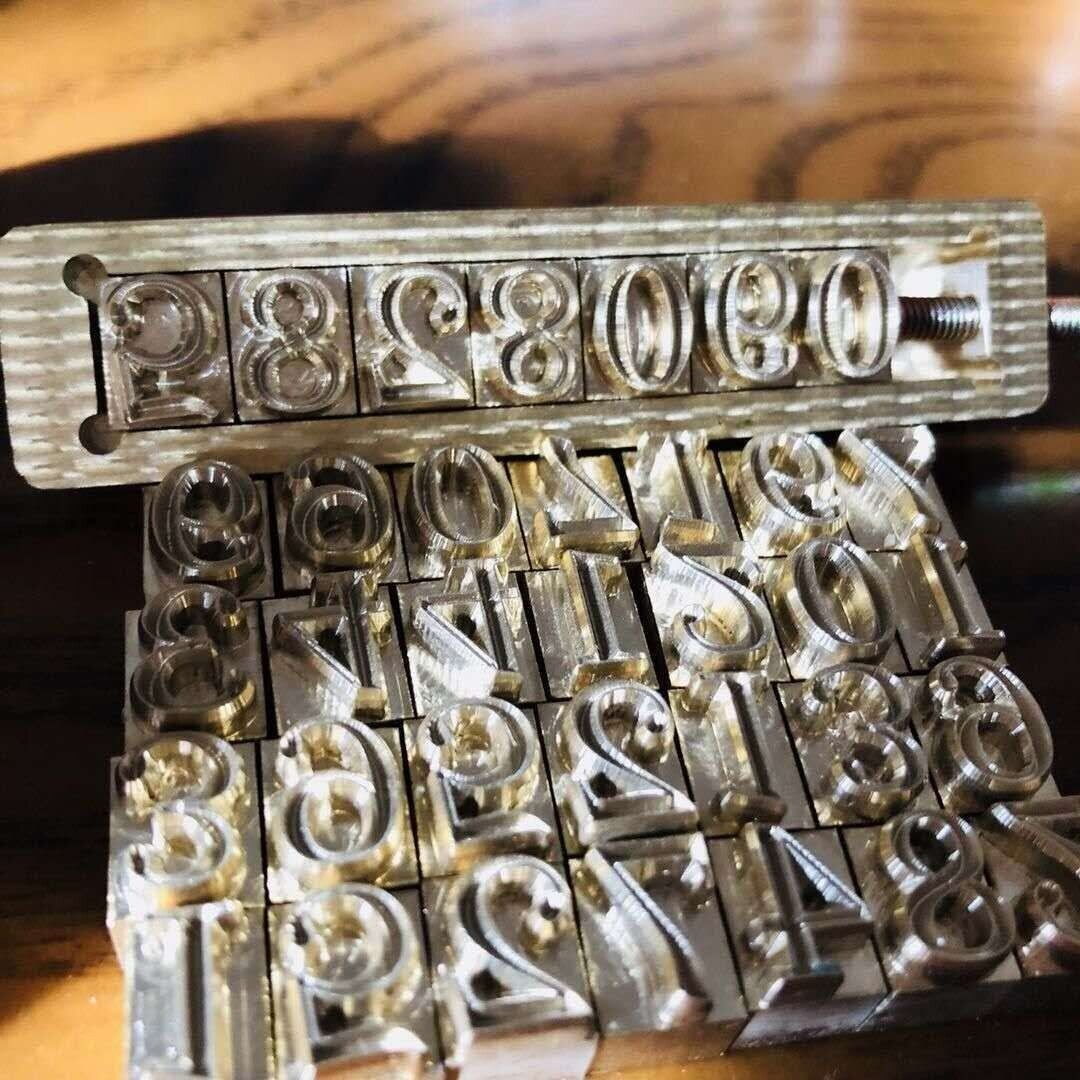 Foto 1 di 9