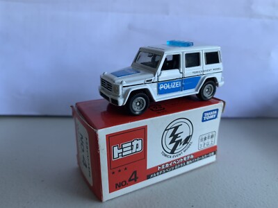 Tomica No . 4 Event Model TAKARA Tomy Mercedes-Benz G-Class Polizei