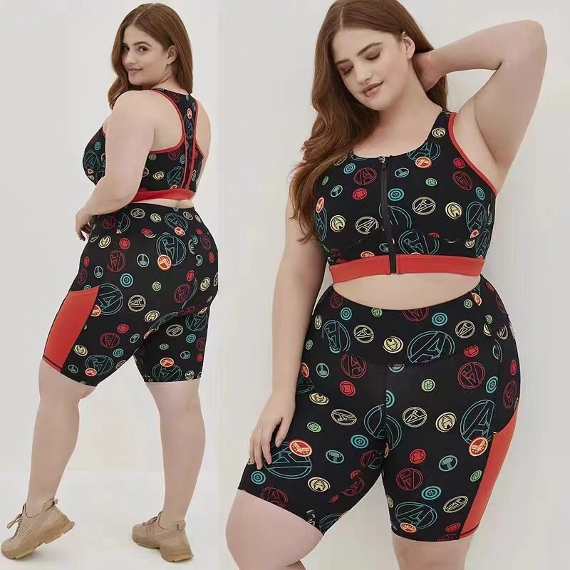 Nuevo Sujetador Deportivo Activo Torrid Marvel Cremallera Frontal 6/6X $64.5 Foto 2 de 4