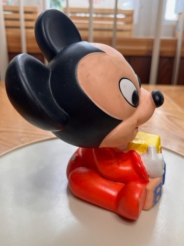 Mickey Mouse Walt Disney Shelcore Sqeeze Toy Mickey A B C 1984 - Imagen 2 de 7