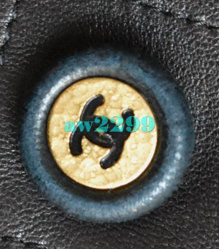 Gilet CHANEL 93A Vintage Pelle d'Agnello Trapuntato CC Top 36 38 Oggetto da Collezione Marrone