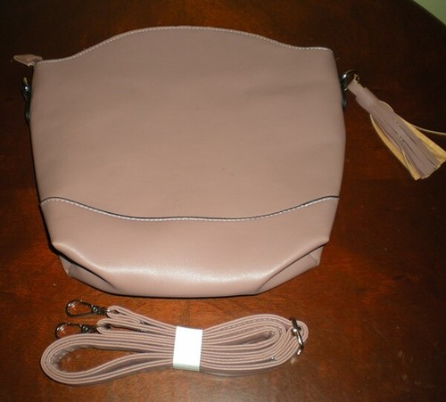 Rose Floral Cut Out Handbag with Tassel - Picture 4 of 4