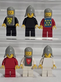 LEGO 375 - 2 Castle Nearly Complete - Missing 7 Parts & Some Stickers - 1978