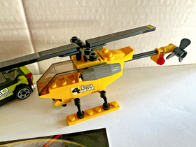 RETIRED ~ Lego Racers: Speed Chasing #8152 COMPLETE w/Manual (3 Vehicles)