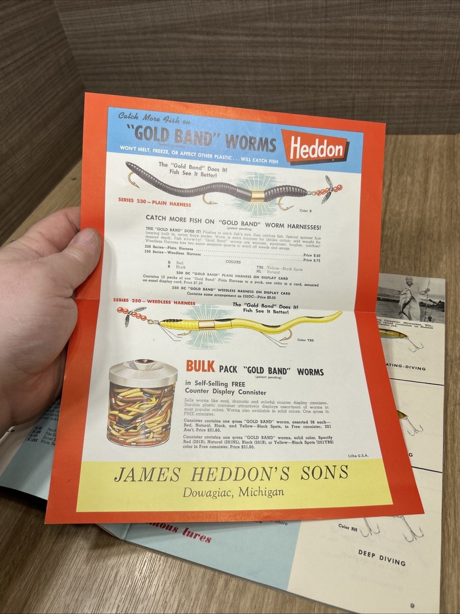 Ancien Catalogue De Pêche Heddon 1960 - 63 Pages Avec Enveloppe Et Dépliants D'époque