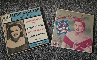 JUDY GARLAND Lot Of 2 45 RPM Records DECCA/MGM L@@K!