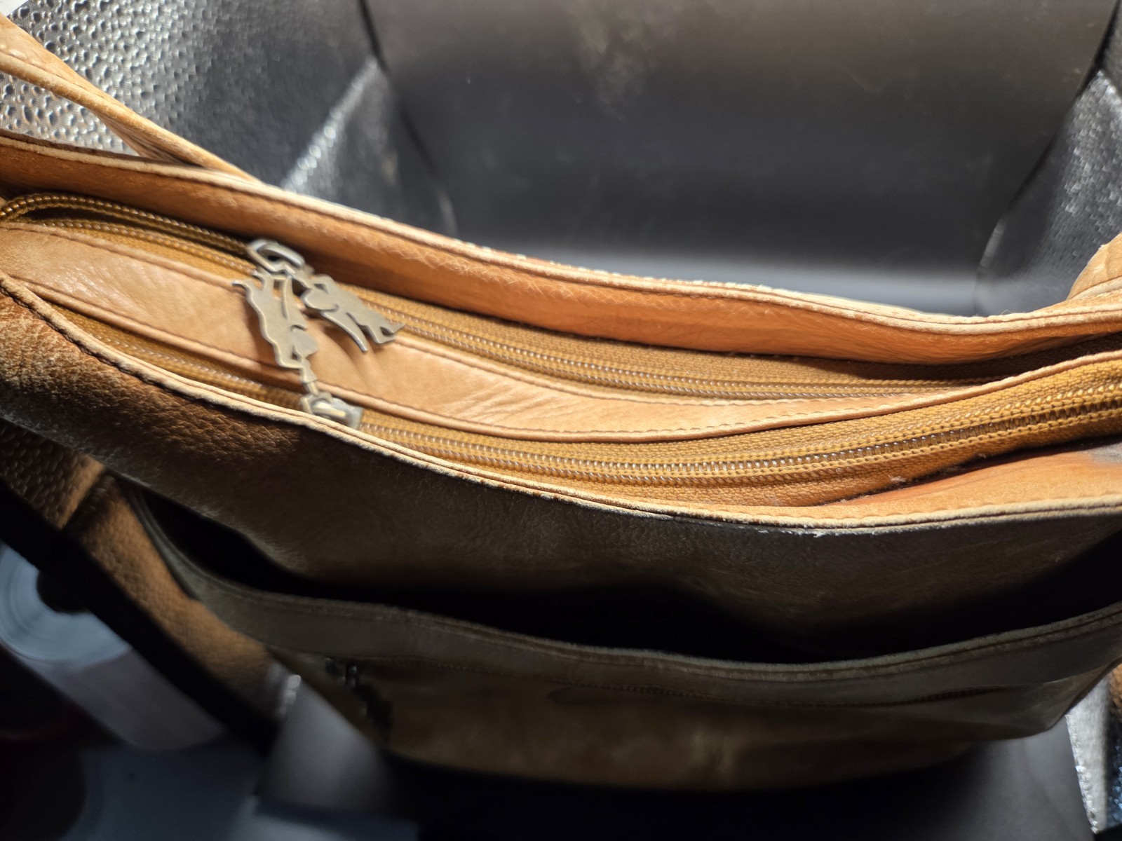American Angel 6085 Soft Camel Brown Leather Bucket Purse Bag Colombia 90s RARE image 5