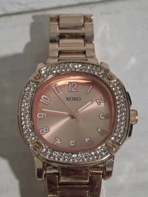 XOXO XO5911 Women s Dress Quartz Analog Watch Rose Gold/Pink Dial Crystal Bezel