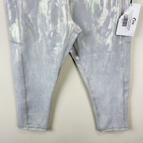 ZYIA ACTIVE Silver Camo Metallic pocket light n tight hi-rise capri 20"(12) XL - Picture 4 of 8