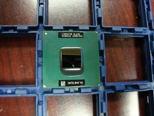 Vintage Intel Mobile Celeron 2.2GHz CPU 256kb 400mhz socket 478 SL6ZW