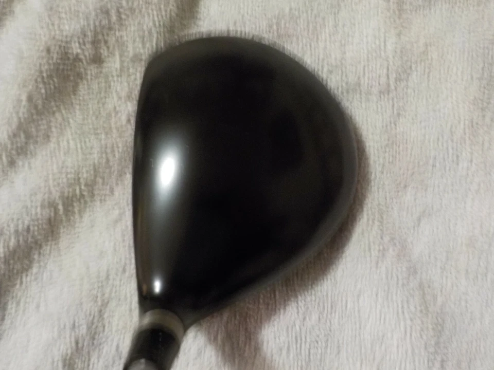 A Wilson Staff, 29cm2, AHA "Oversize" Titanium 9 Degree Loft Driver - Image 2 of 4