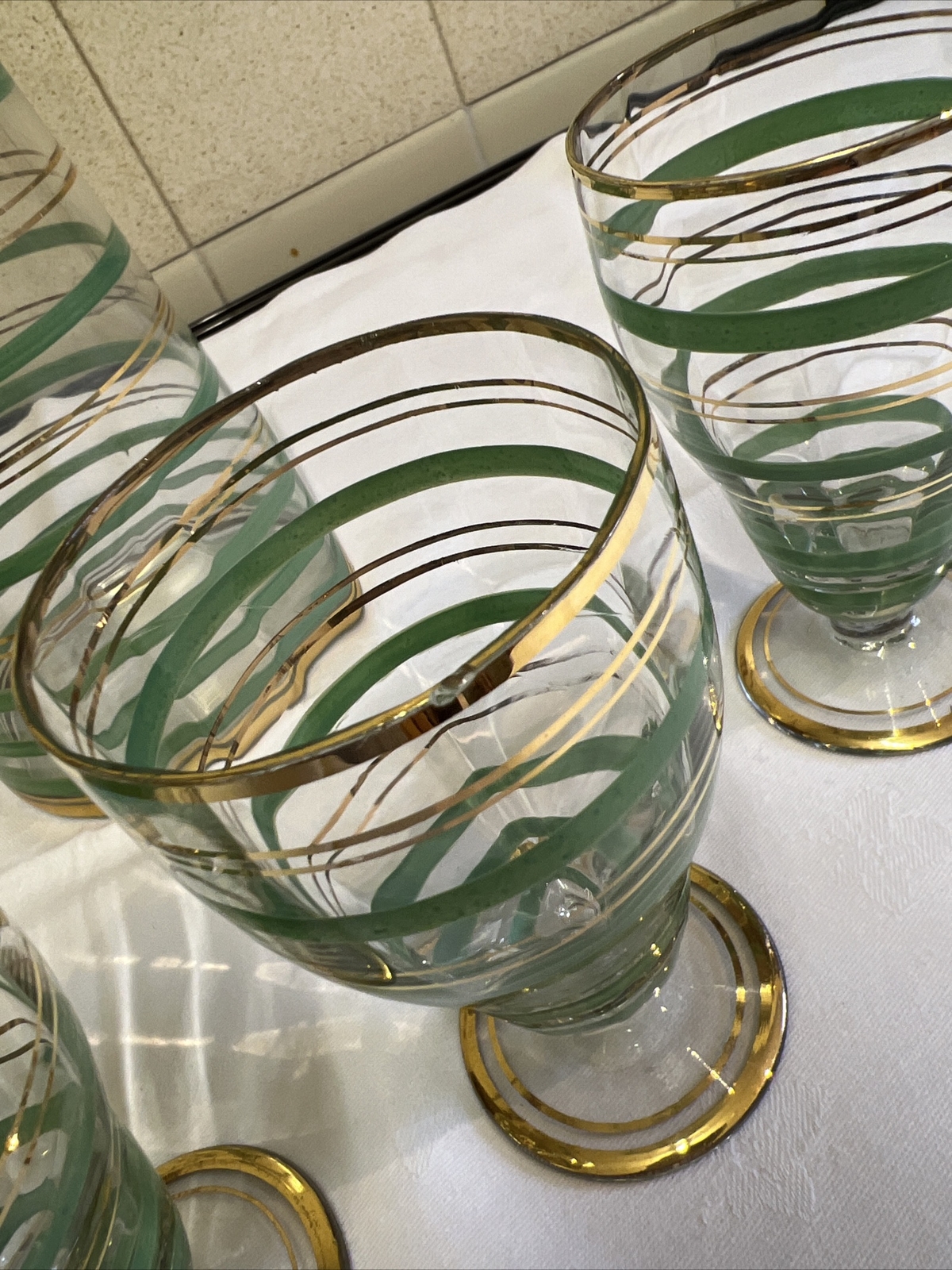 Vintage water jug and 5 glasses eBay