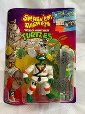 1992 Playmates Toys "KARATE CHOPPIN' MIKE" TMNT Action Figure in Blister Pack