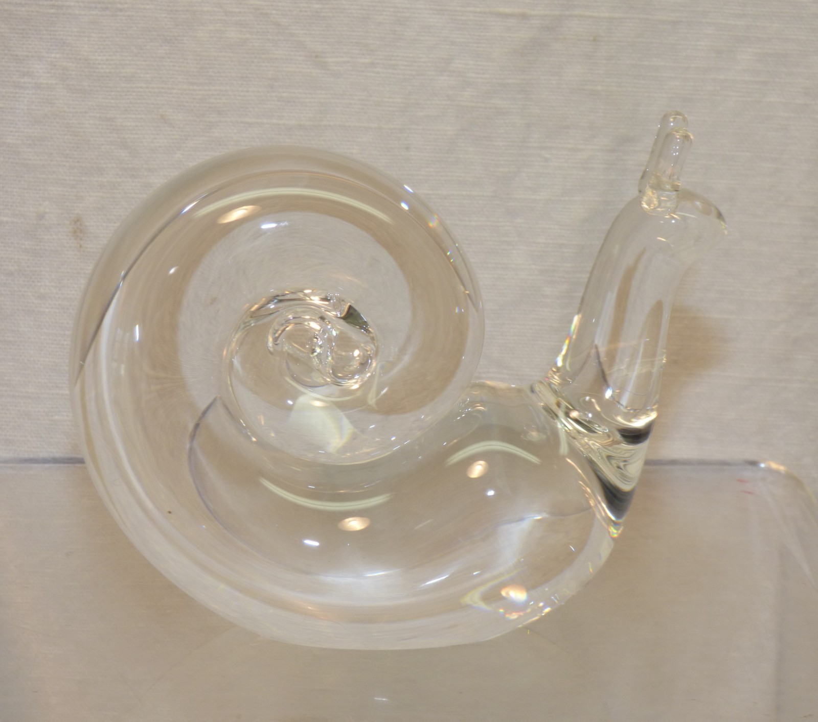 Signed STEUBEN Crystal Art Glass SNAIL Hand Cooler Figural Paperweight Vintage