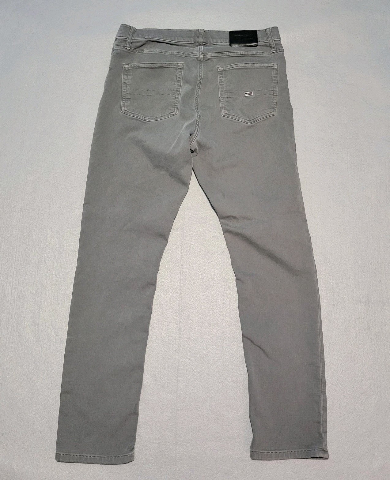 Tommy Hilfiger Men's Slim Fit Grey Wash Jeans 33x32 Denim Pants image 4
