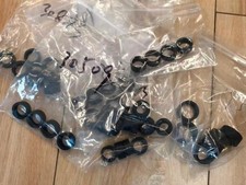 Carrera Digital 132 / 124 tires for any car models / price per set of tires