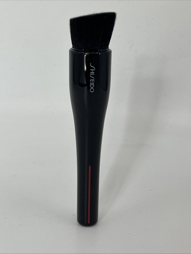 Shiseido Hasu Fude Foundation Brush 4 3/4”
