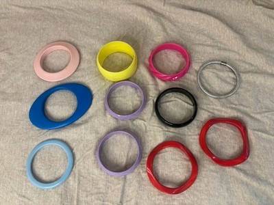 Lot Of 11 Vintage Plastic Bangles Colorful Wavy Chunky Boho Art Deco 60s 70s