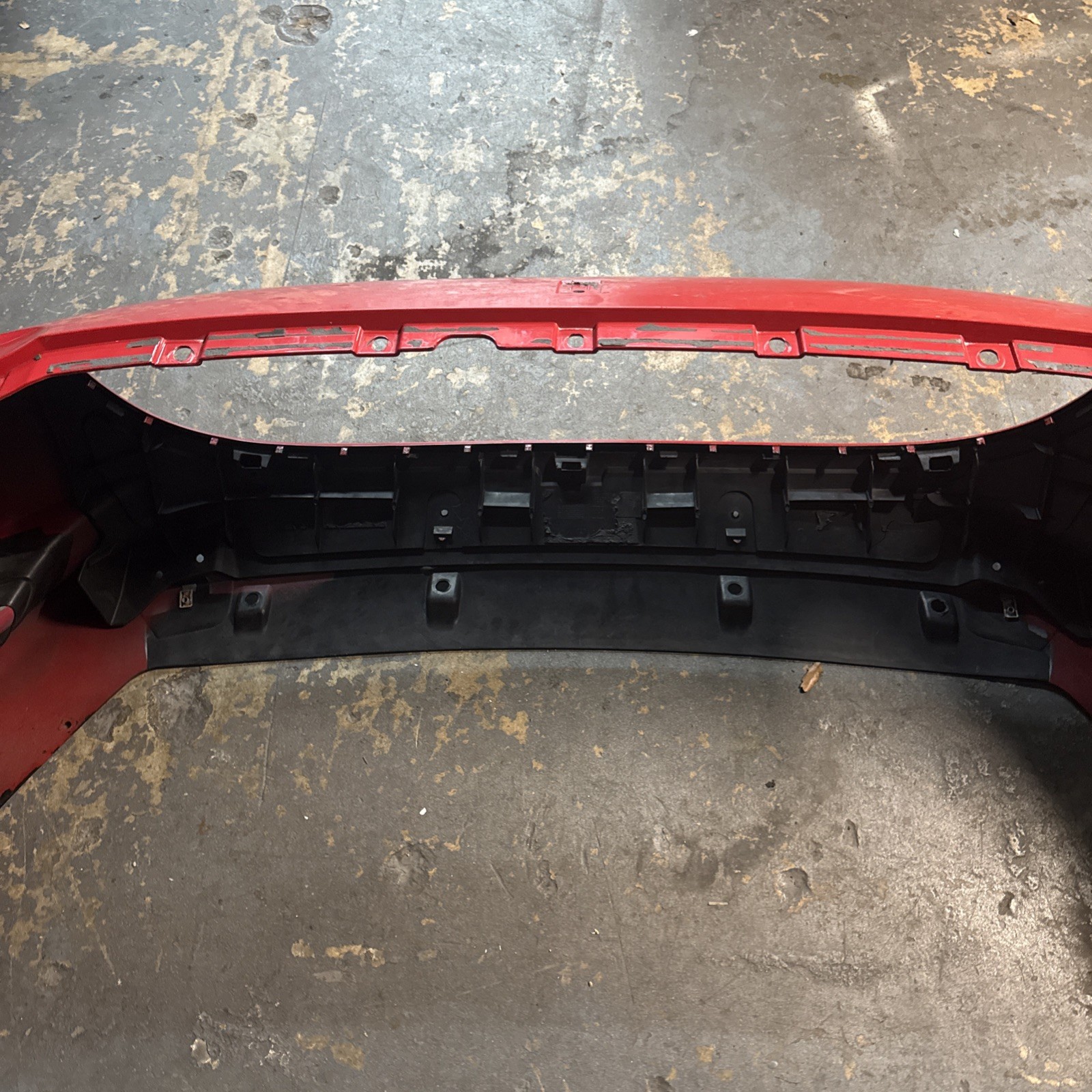 FERRARI CALIFORNIA 2010-2014 FRONT BUMPER USED#3352
