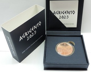 RARA MONETA IN RAME 5 EURO ITALIA 2025 "AGRIGENTO" PESO 15 GR. "FDC/BU"