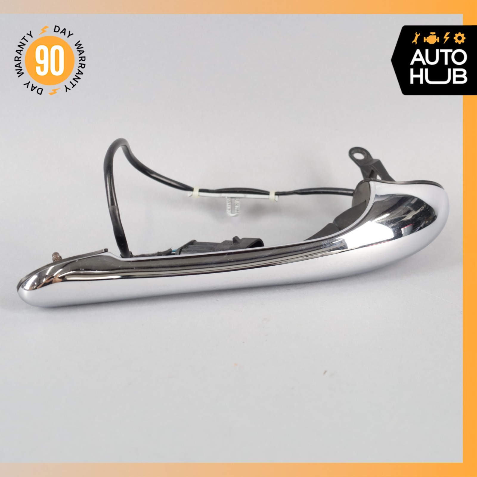 08-19 Maserati GranTurismo M145 Front Right Passenger Side Door Handle OEM