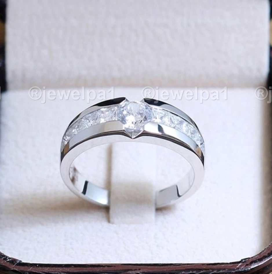 Anillo de boda moissanita para hombre de oro blanco sólido de 14 quilates excelente corte redondo 1,40 quilates Foto 2 de 4