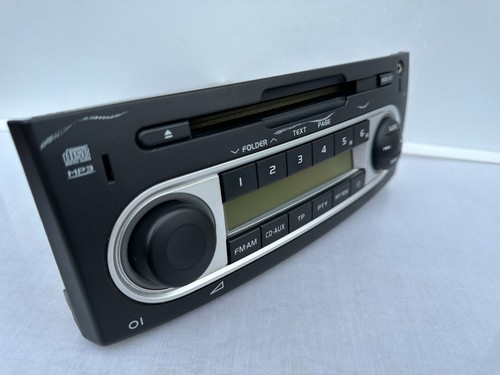 Mitsubishi Colt Stereo Radio CD MP3 Player AUX-IN Head Unit Tested 8701A239 - Picture 4 of 11