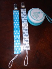 Bubble Pleasure infant baby pacifier clips and case paci binky