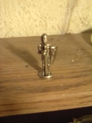 Metal Middle Ages Knight Nick Nack Figuring 