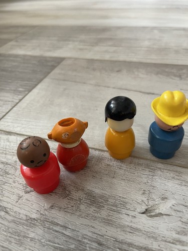 Vintage Fisher Price Little People Lot of 10 Wood/ Plastic - Picture 2 of 19