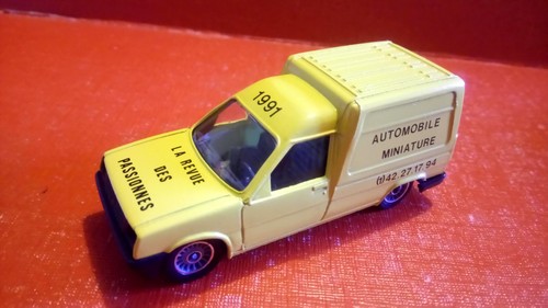 RENAULT EXPRESS AUTOMOBILE MINIATURE 1/43 VEREM - Foto 2 di 4