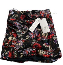 NWT ZARA FLORAL PRINT MINI SKIRT Size XS. NWT