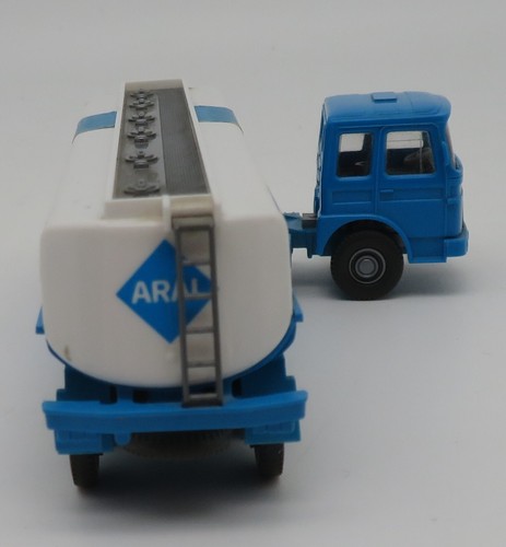 WIKING HO 1/87 MAN DIESEL TANKER ARAL Similar BP TANK TRAIN #801 No BOX - Picture 4 of 6