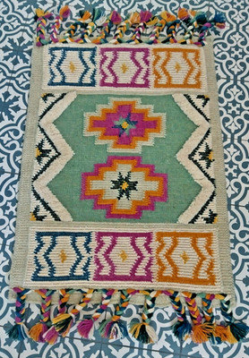 Anthropologie schöner Kelim Stil Wollteppich Azteken Geometrisch