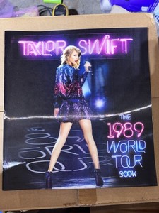 Taylor Swift 1989 Tour Book | eBay