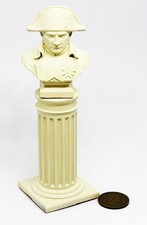 Maison de Poupées Buste