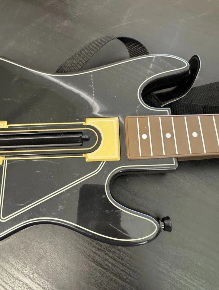 Guitar Hero Wireless Guitar with Strap PS3 PS4 PS5 Xbox Wii 0000654 No Dongle - Image 3 of 4