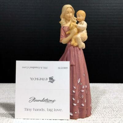 Karen Hahn Foundations 6003570 A GRANDMA'S LOVE Resin Figurine in Gift Box, NEW