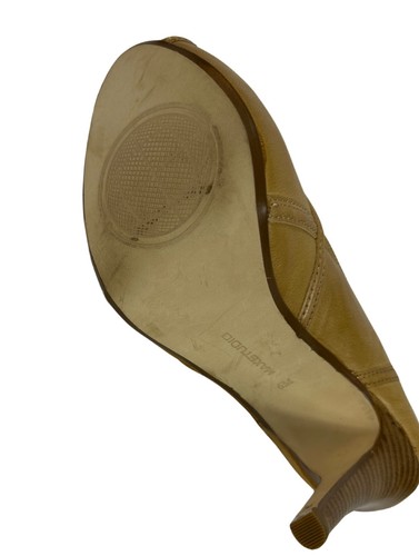 MaxStudio Beige Leather Peep Toe Platform Pumps– Size 6 - Picture 6 of 8