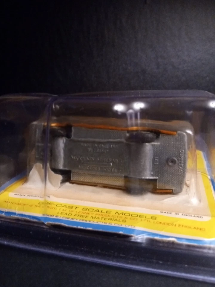 Matchbox Superfast #46 Mercedes 300SE 1969 In Blister Pack / 5 spoke - Image 4 of 4