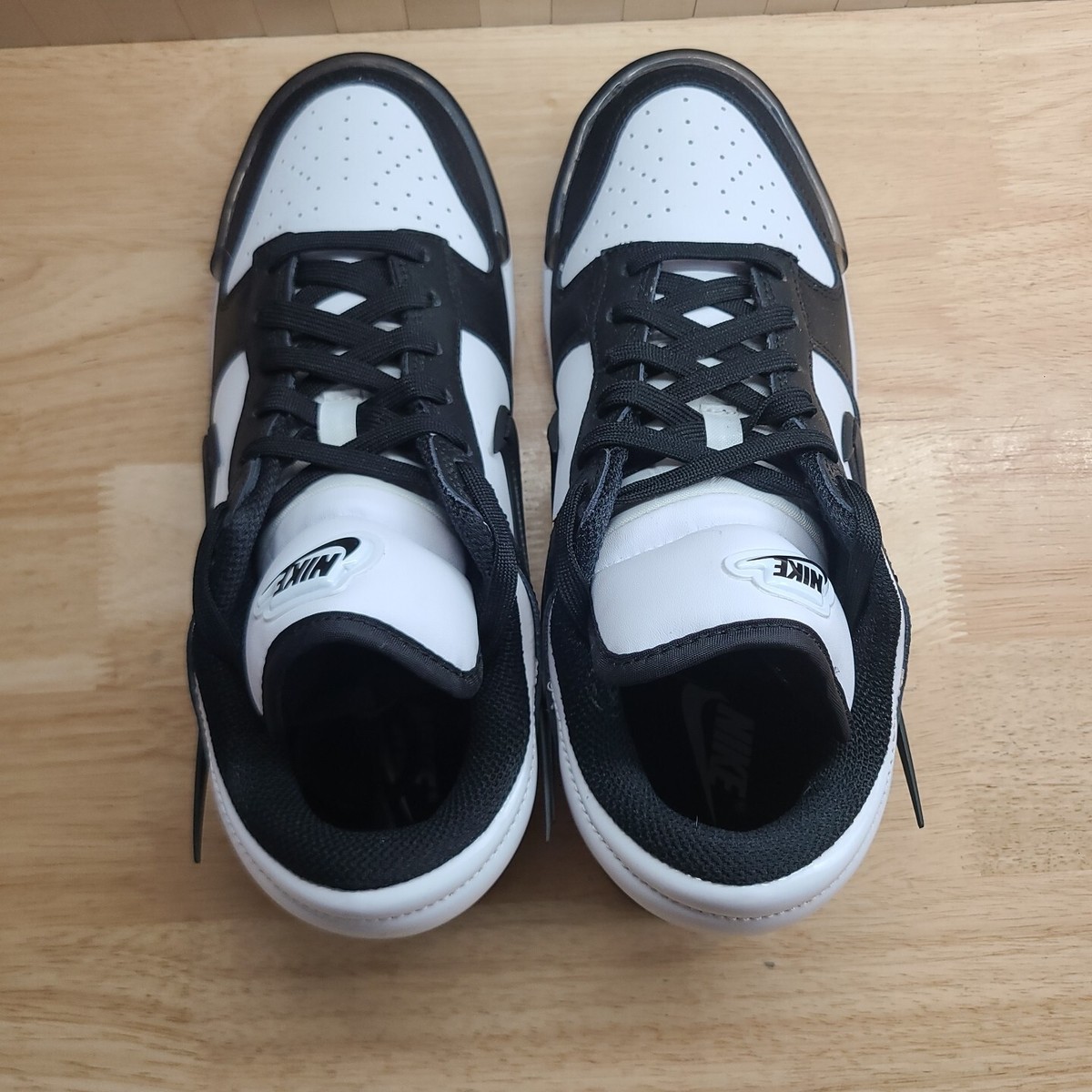 NIKE WOMENS DUNK LOW BLACK WHITE PANDA TWIST SIZE 8.5W/7M FJ4553