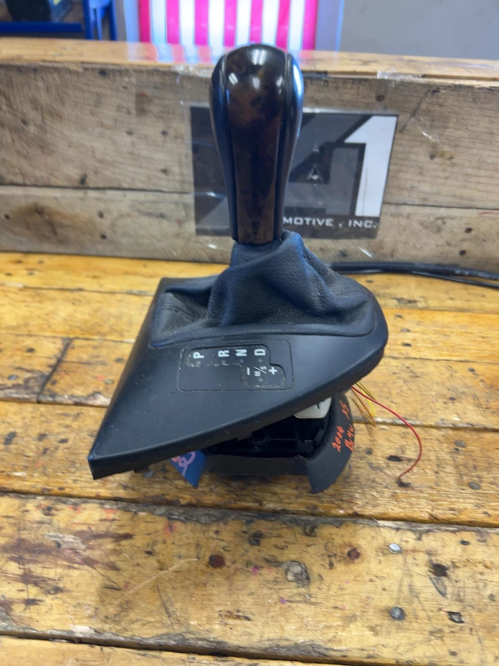 2004-06 BMW X5 Automatic Floor Gear Shift Knob Boot and Shifter Switch Assy OEM - Image 2 of 4