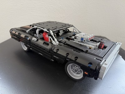 LEGO Technic - The Fast and the Furious: Dom's Dodge Charger (42111)