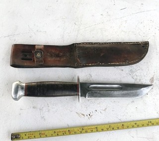 CUCHILLO DE LUCHA PAL RH36 SEGUNDA GUERRA MUNDIAL FUNDA DE CUERO ESTAMPADO COREA OKINAWA