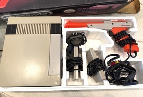 Consola Nintendo NES Sistema Acci&oacute;n Set Caja Mario/Duck Hunt + Dig Dug Funcionando